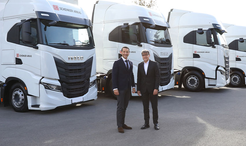 DB Schenker Arkas TIR Filosunu Iveco Çekicilerle Güçlendirdi