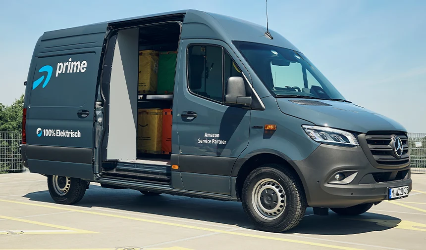 Amazon, 5.000 Elektrikli eSprinter ve eVito ile Yılda 200 milyon paket teslim edecek! 3 Araç filosunun %75'ini yeni nesil eSprinter, %25'ini ise eVito panel vanlar oluşturuyor.