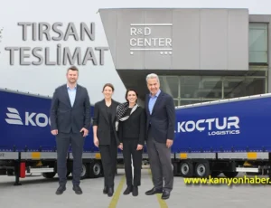 Tırsan, Koçtur Lojistik’e 34 Yeni Tenteli Perdeli Multi-Ride Treyler Teslim Etti