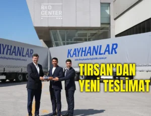 Tırsan, uluslararası taşımacılık şirketi Kayhanlar’a 6 adet Tenteli Perdeli treyler teslim etti